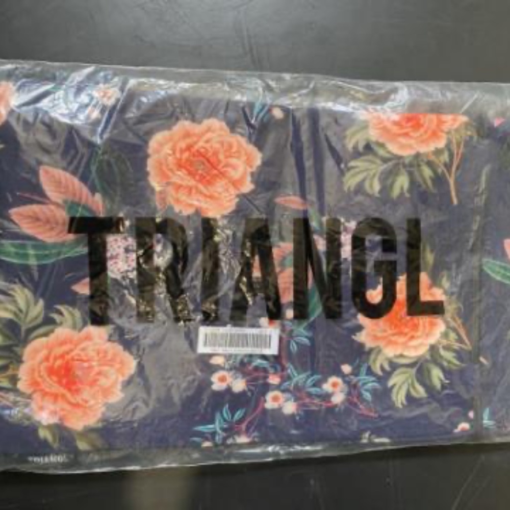 TRIANGL SWIMWEAR NEOPRENE NAVY FLORAL POOL BEACH BAG DRAWSTRING POUCH BACKPACK